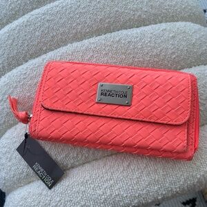 BNWT Kenneth Cole Reaction Wallet
